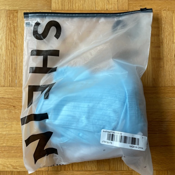 Split Hem Rib-Knit Bodycon Dress - Picture 6 of 7